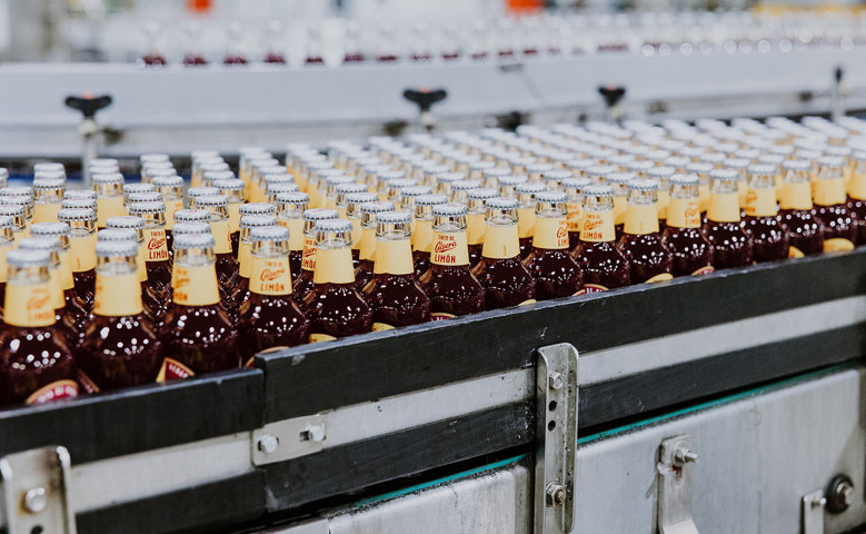 Suntory Beverage & Food Spain invierte 5,6 millones de euros en la renovación de su línea de vidrio retornable
