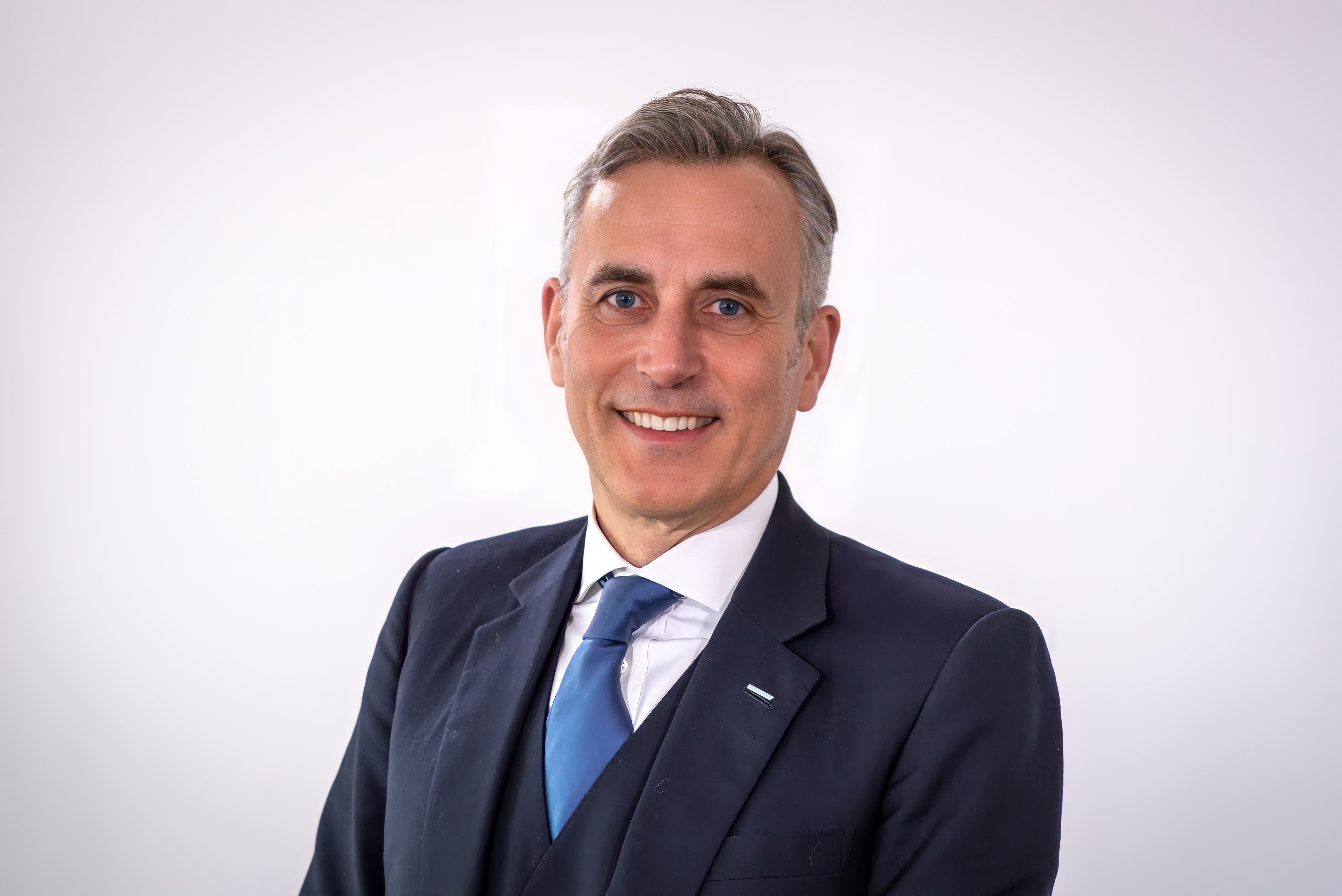 Peter Harding, CEO Suntory Beverage & Food Europe assumes the role of UNESDA President