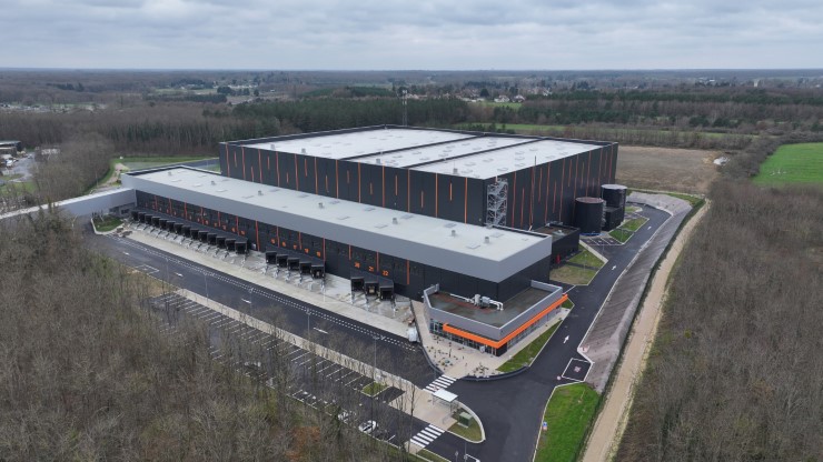 SBFF inaugure à Donnery sa nouvelle plateforme automatisée.